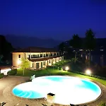 5-1 Of 11 In An Exclusive By Italian * トレメッツォ