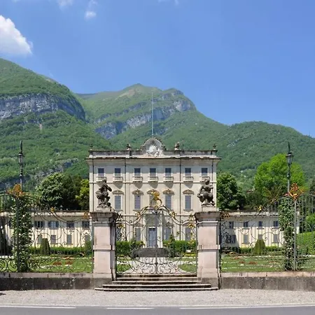 5-1 Of 11 In An Exclusive By Italian Apartmán
