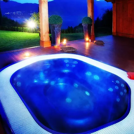 Lejlighed 5-1 Of 11 In An Exclusive By Italian Tremezzo