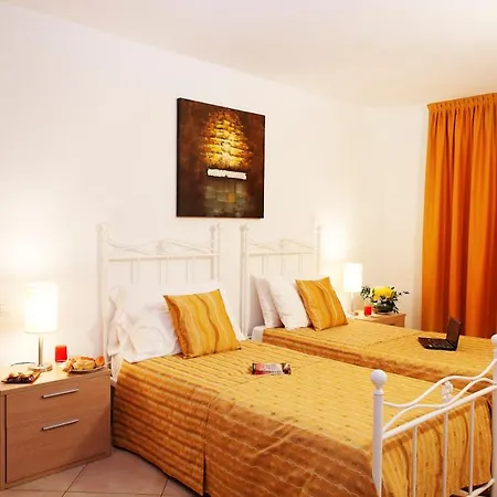 5-1 Of 11 In An Exclusive By Italian Tremezzo