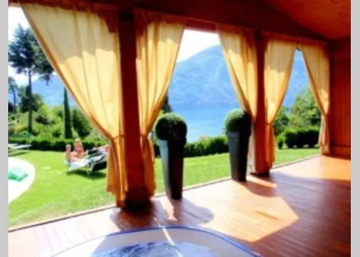 5-1 Of 11 In An Exclusive By Italian 特雷梅佐