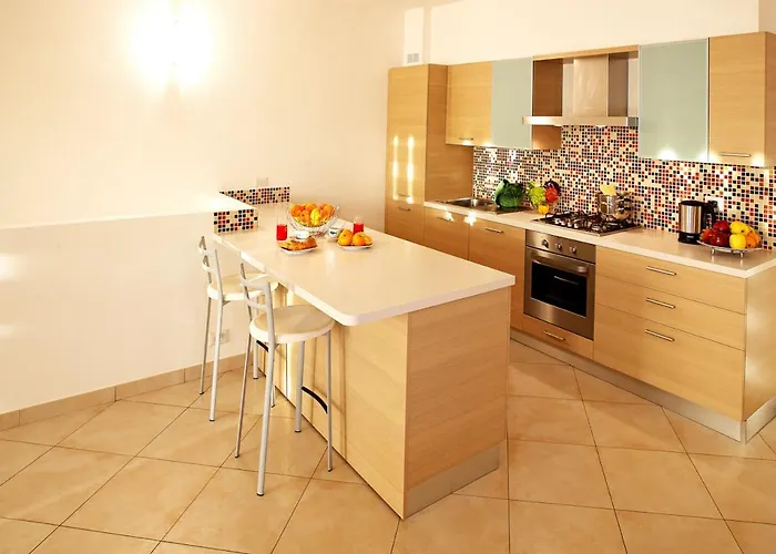 5-1 Of 11 In An Exclusive By Italian *