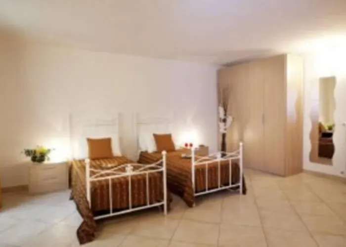 Appartamento 5-1 Of 11 In An Exclusive By Italian Tremezzo